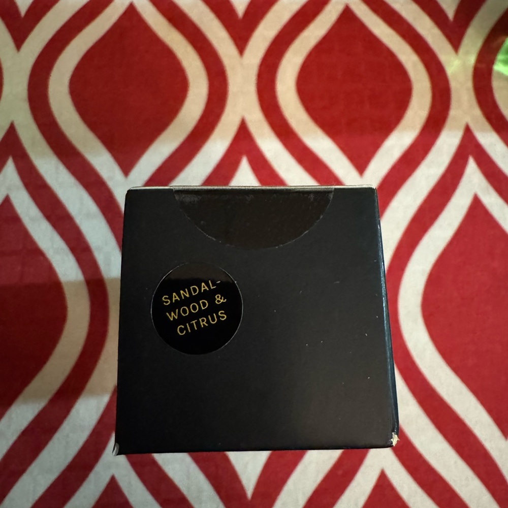 Esas Hamam Deodorizing Body Spray in Sandalwood & Citrus - Picture 6 of 6